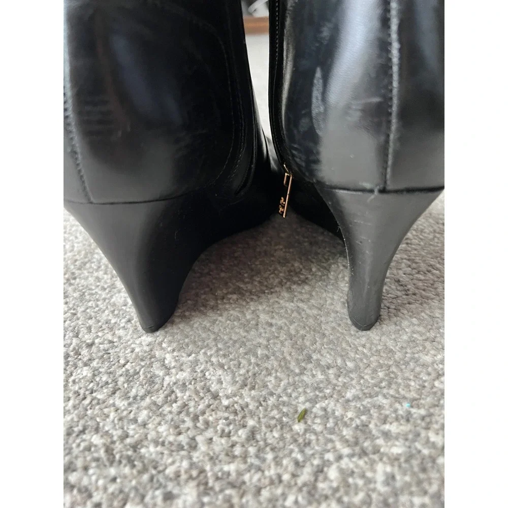 Tory Burch Black Leather Wedge Ankle Boots Gold Logo Booties 7M 31138375‎
